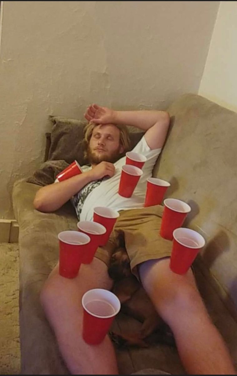 CoeFDC's tweet image. Next up is Jake! He's from Fraser, Colorado and is studying business administration, theatre, and computer science. His favorite flunk day memory is sitting on the tower watching people trip over themselves. He's inspired by people who haven't taken a flunk day nap before 12pm.