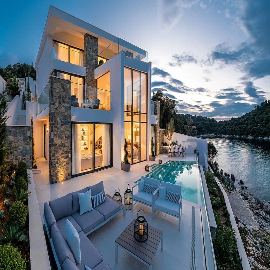 Are you looking for any good platform to #promote your #luxury #vacation #rental #home  #service, where you get good landing page and good content and good package according to budget, then come #walldirectory .
bit.ly/3HEZiSc
#vacationrentals
#miami