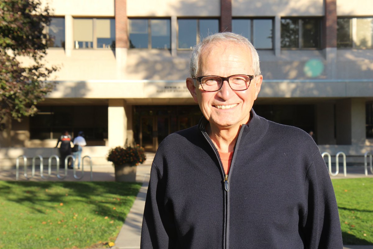 Syracuse Engineering & Computer Science (@engineeringsu) on Twitter photo An incredible honor for an incredible alumnus! Life Trustee Nick Donofrio Gβ71, Hβ11 received a 2022 International Peace Honors Award. #SyracuseU <a href="/EECSSyracuse/">SU Electrical Engineering and Computer Science</a>
ecs.syracuse.edu/about/news/lifβ¦ An incredible honor for an incredible alumnus! Life Trustee Nick Donofrio Gβ71, Hβ11 received a 2022 International Peace Honors Award. #SyracuseU <a href="/EECSSyracuse/">SU Electrical Engineering and Computer Science</a>
ecs.syracuse.edu/about/news/lifβ¦