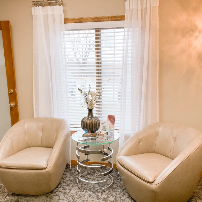 Cozy up in our new leather swivel chairs in our lobby!  We hope to see you soon.  Give us feedback on the updates to our clinic. 

#beautoxbar #maplegrovemn #mnbotox #everevemaplegrove #brickandbourbonmaplegrove #mnvikings #minnesotagirl #mnsmallbiz
#minnesotablogger #twincitiesm