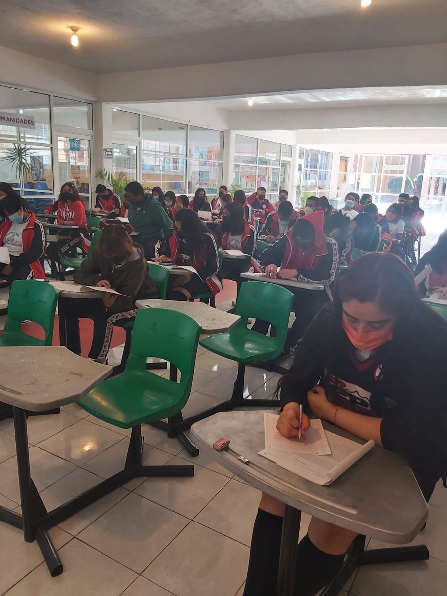 161EPO's tweet photo. Los jovenes cardenales Iniciando PLANEA con todo el entusiasmo @Bg48Supervision
@geramonro05
@israeljeronimol
@HectorUlisesCG1
@NoeOrtegaCamac1
@alfredodelmazo
@dbg_epoem https://t.co/DNFZT2jpgz