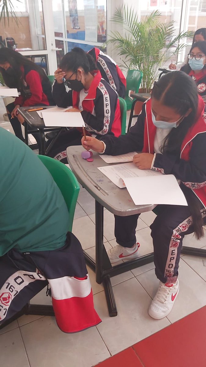 161EPO's tweet photo. Los jovenes cardenales Iniciando PLANEA con todo el entusiasmo @Bg48Supervision
@geramonro05
@israeljeronimol
@HectorUlisesCG1
@NoeOrtegaCamac1
@alfredodelmazo
@dbg_epoem https://t.co/DNFZT2jpgz