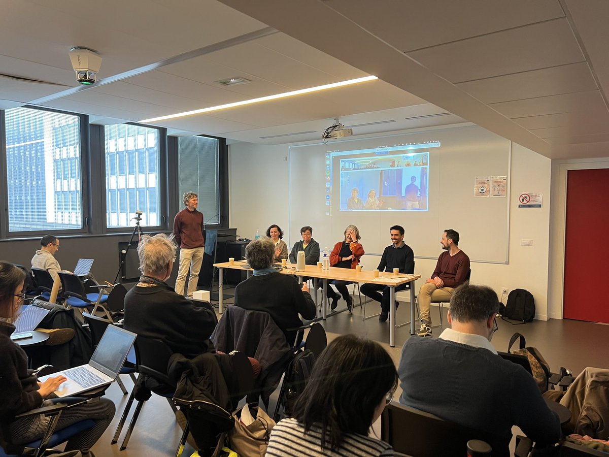 Fin de la journée avec une table ronde animée par @bpiwowar et regroupe 
- <a href="/LyndaTamine/">Lynda Tamine</a> <a href="/IRIToulouse/">IRIToulouse</a> 
- Sophie Rosset <a href="/LisnLab/">LISN</a> 
- Catherine Pelachaud <a href="/ISIR_labo/">ISIR - Robotique</a> 
- Cédric Lopez - <a href="/emvista/">Emvista</a> 
- Charles Teissèdre - <a href="/synapse_dev/">Synapse Développement</a>
