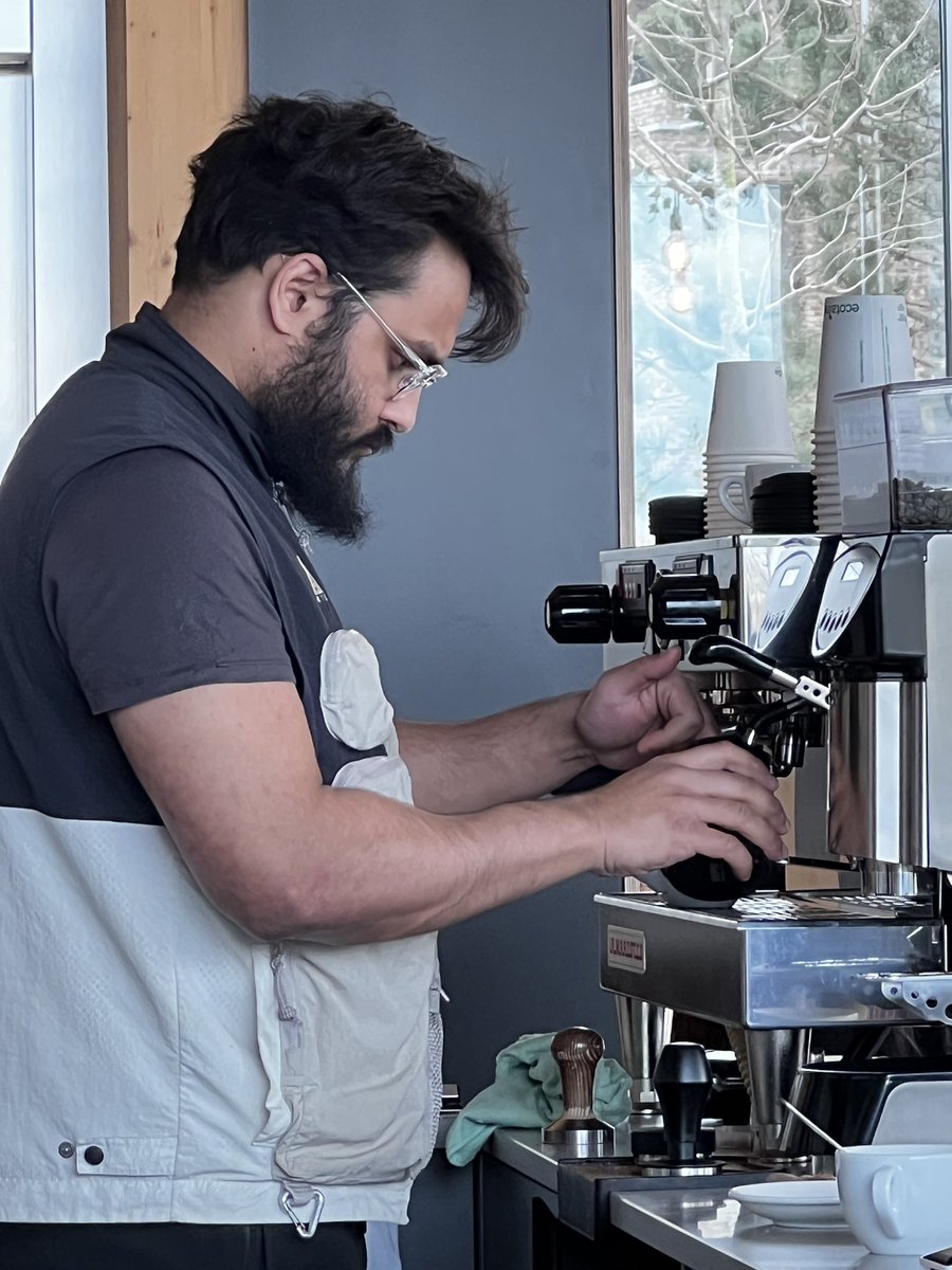 799s2's tweet photo. Connecting with two amazing baristas in a gorgeous coop cafe and listening to their stories of getting here through #EOED business development and partnerships. https://t.co/rq3VEZBPNc