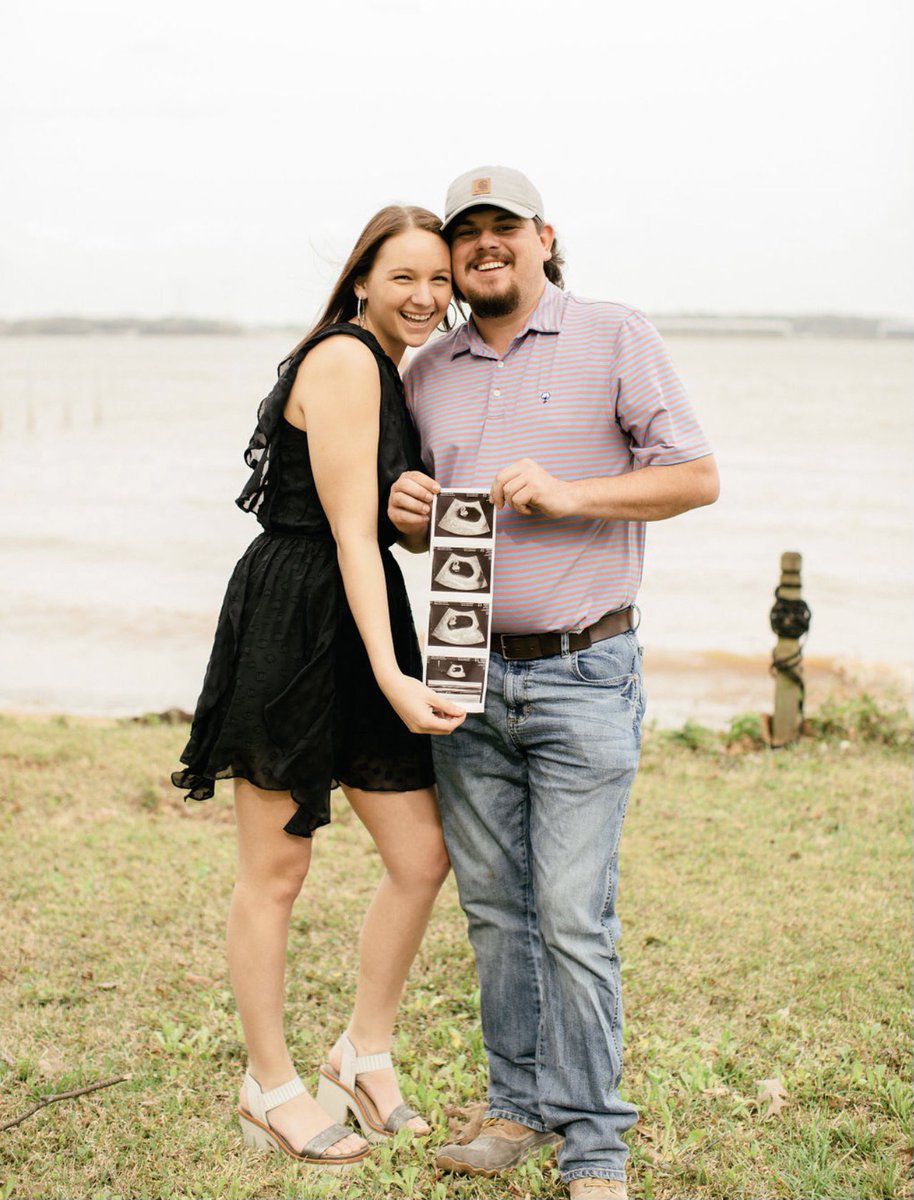 ColbiCrow's tweet image. luckiest girl in the world 🤍