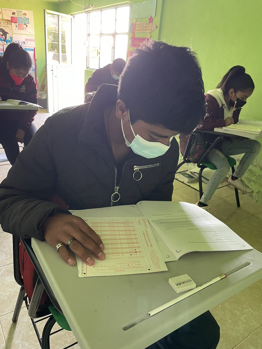 415Tbc's tweet photo. En el plantel TBC415 San Miguel del Centro se realiza en estos momentos la prueba #PLANEA 2022, esto con la finalidad de tener mejores estudiantes. #Zona017 #TBC @israeljeronimol @SeducEdoMex @SEMSedomex @emmanuelquito @salazarcnoe @geramonro05 @Memo_Legorreta https://t.co/V8pWEWUiCX