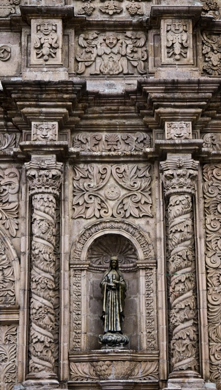 HispaniarumRex's tweet photo. Basílica de San Francisco, La Paz, Bolivia. https://t.co/Hfbt1XsSnu