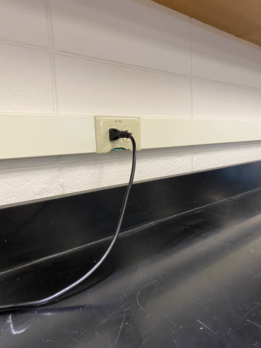 #apesenergy <a href="/franklinlorax/">APES Project Lorax</a> make sure to unplug appliances and electronics to save energy