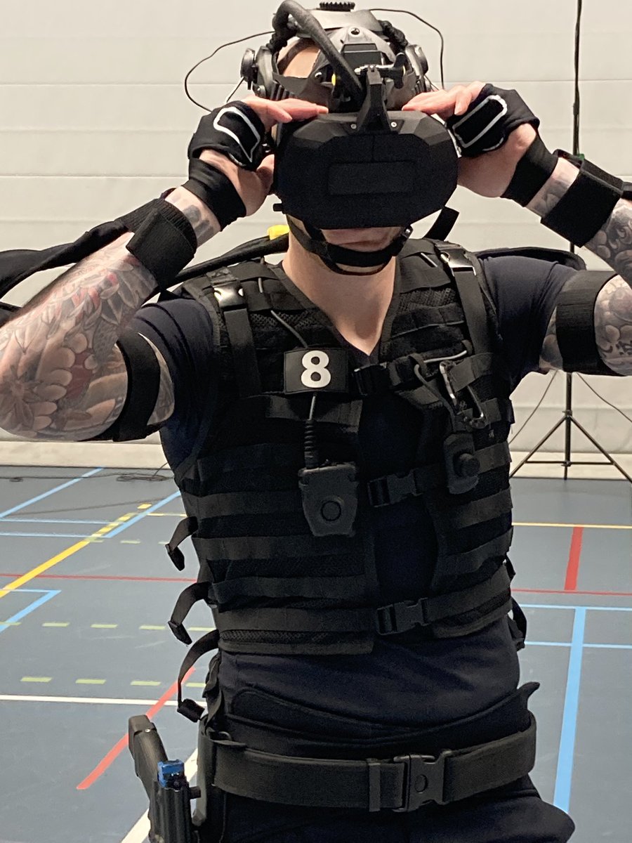 After a set-up, dry run and“Train the Trainer” yesterday, today we had a full #VR #police #training day in the 3th <a href="/shotpros/">SHOTPROS</a> Field Trial in Amsterdam. Police students from NL, police trainers from NRW and Belgium trained scenarios and we tested a Dragonfly compact scenario