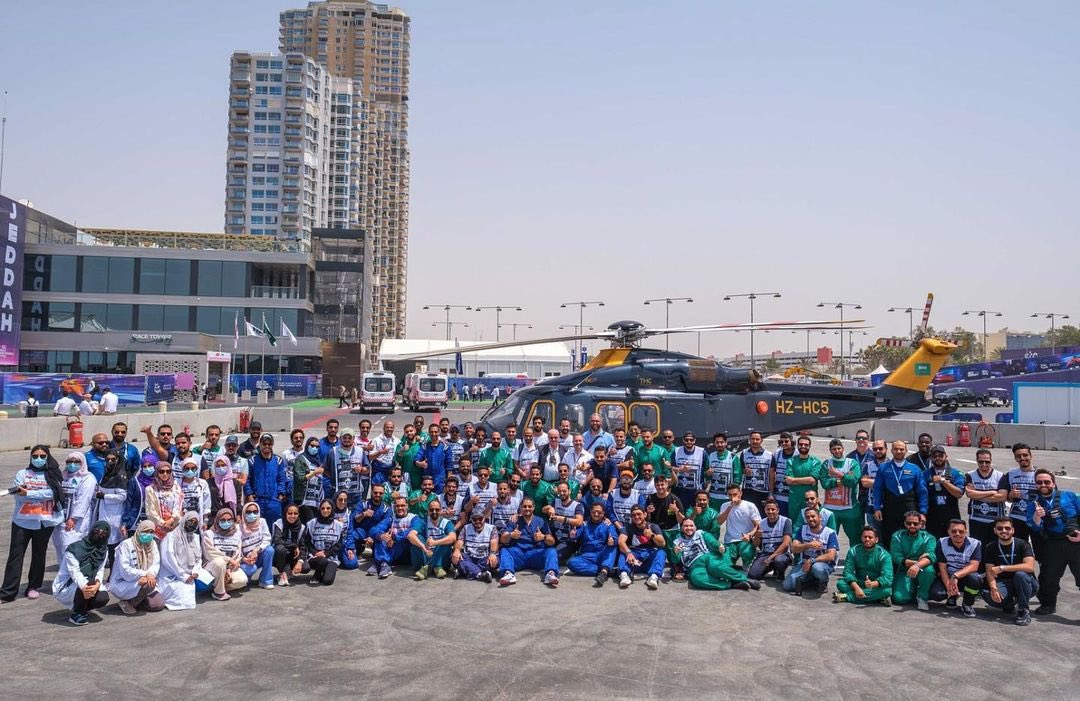 FiaMedical's tweet photo. With thanks to the whole medical team at Formula 1 Kingdom of Saudi Arabia under the leadership of Her Highness Dr Ahad Al Saud.

#f1 #saudiarabiangp https://t.co/CMgdqqytsC