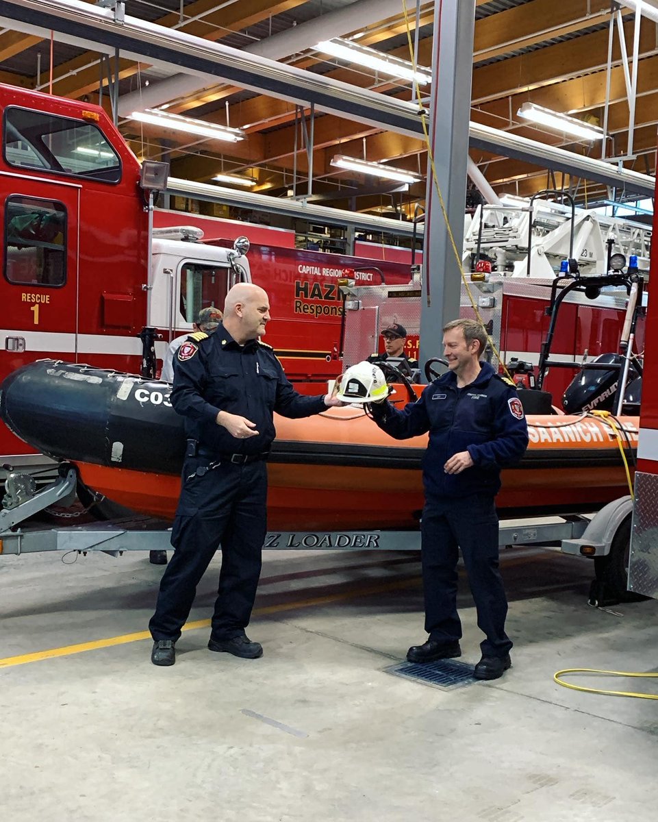 csvffa's tweet image. The Central Saanich Volunteer Firefighters Association is proud to announce that our President-Emeritus, Stacey Lee, has taken on the roll as full time Deputy Chief of @CSaanichFire. He received his white helmet at tonight’s practice from Chief Mount.

Congratulations DC Lee!