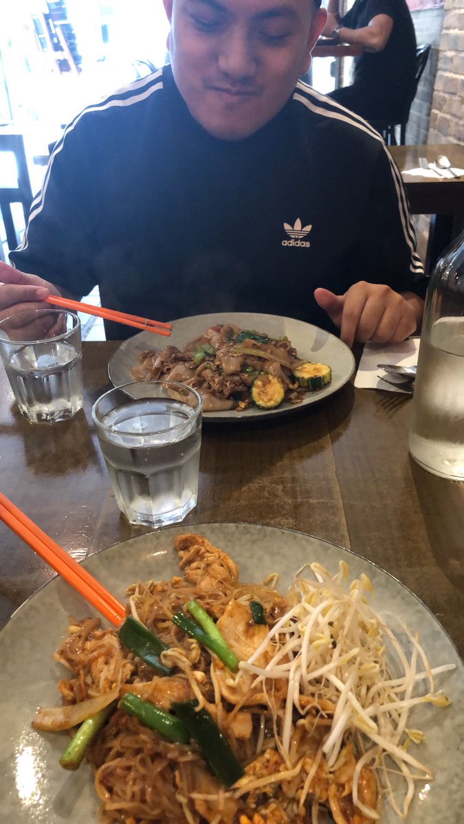 AndyBandy971's tweet photo. @mesohorNGHI @viettuv This place was pretty fire though. https://t.co/dP3xlzQL5v