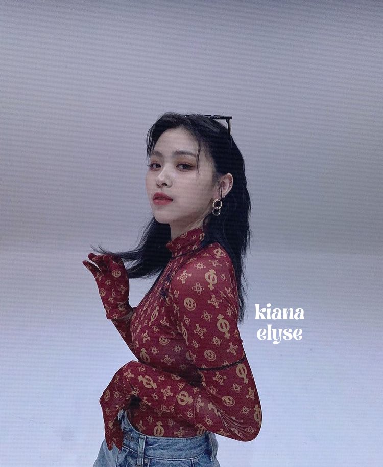 kiana (@qtigfs) on Twitter photo 