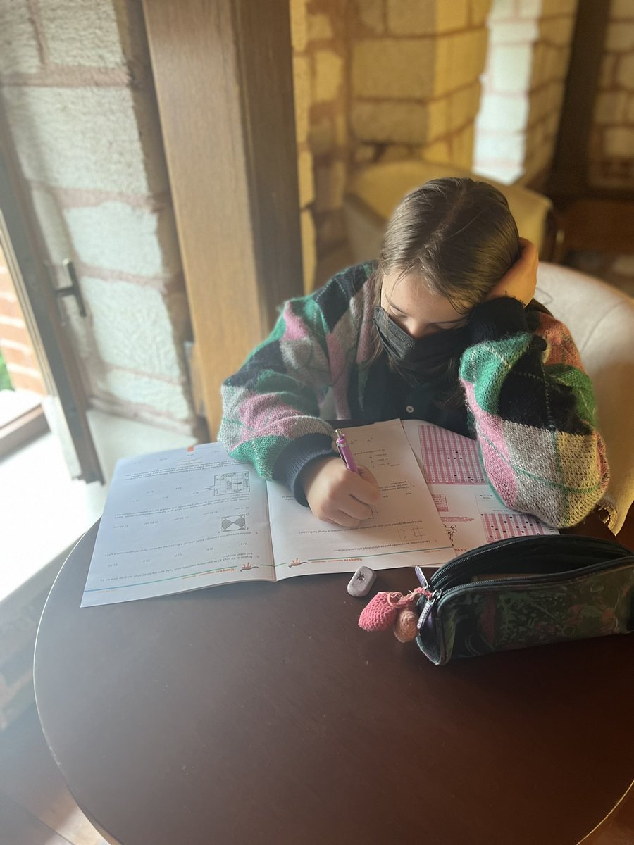 elifkicik's tweet photo. Okulumuzda Kanguru Matematik Yarışmasını uyguladık.

@EnisEryaman 
@AYSUNGUZELYURT 
@AYSUNGUZELYURT 
@berivandulger https://t.co/7N65otv3fM