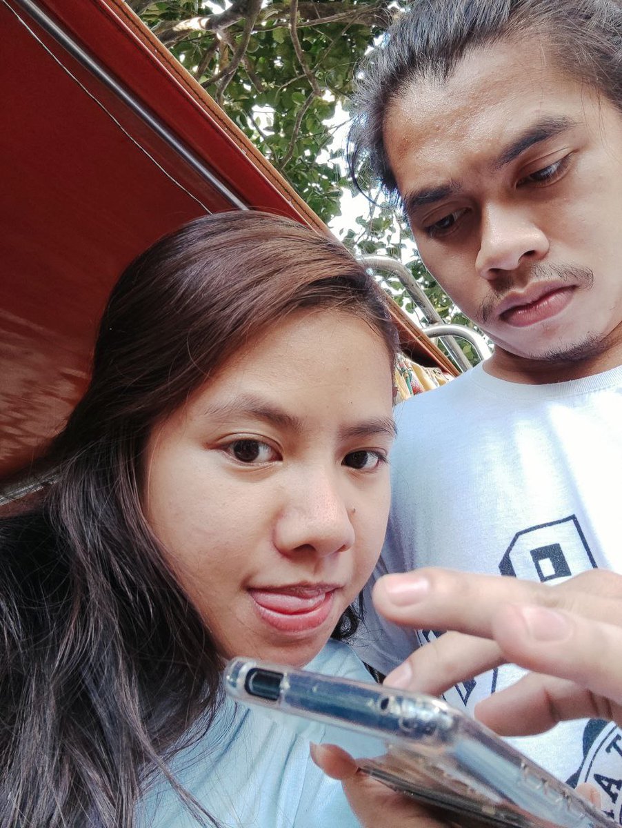 sedeniojack's tweet photo. Partner ko sa chismisan https://t.co/d64KuMXf35
