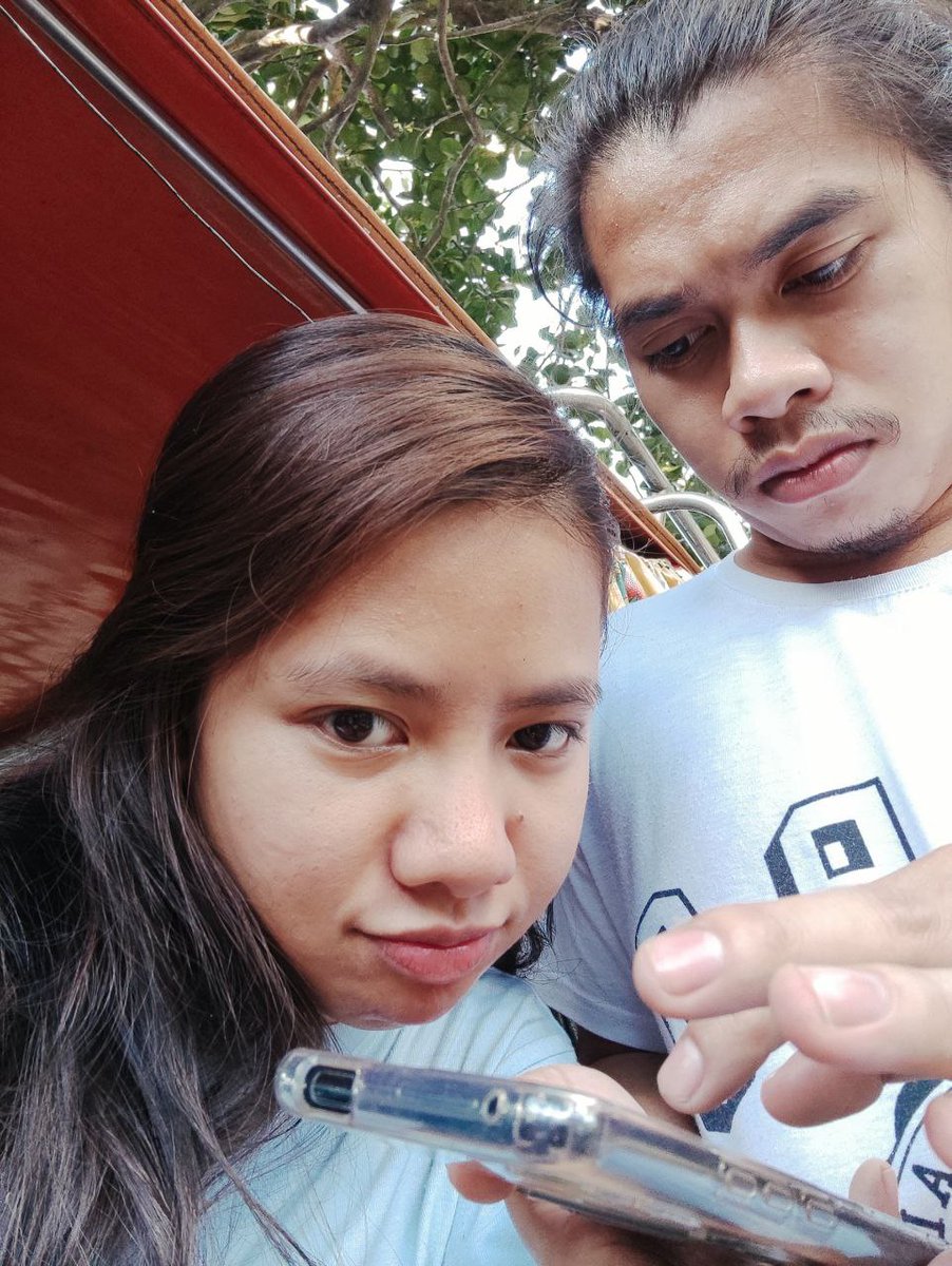 sedeniojack's tweet photo. Partner ko sa chismisan https://t.co/d64KuMXf35
