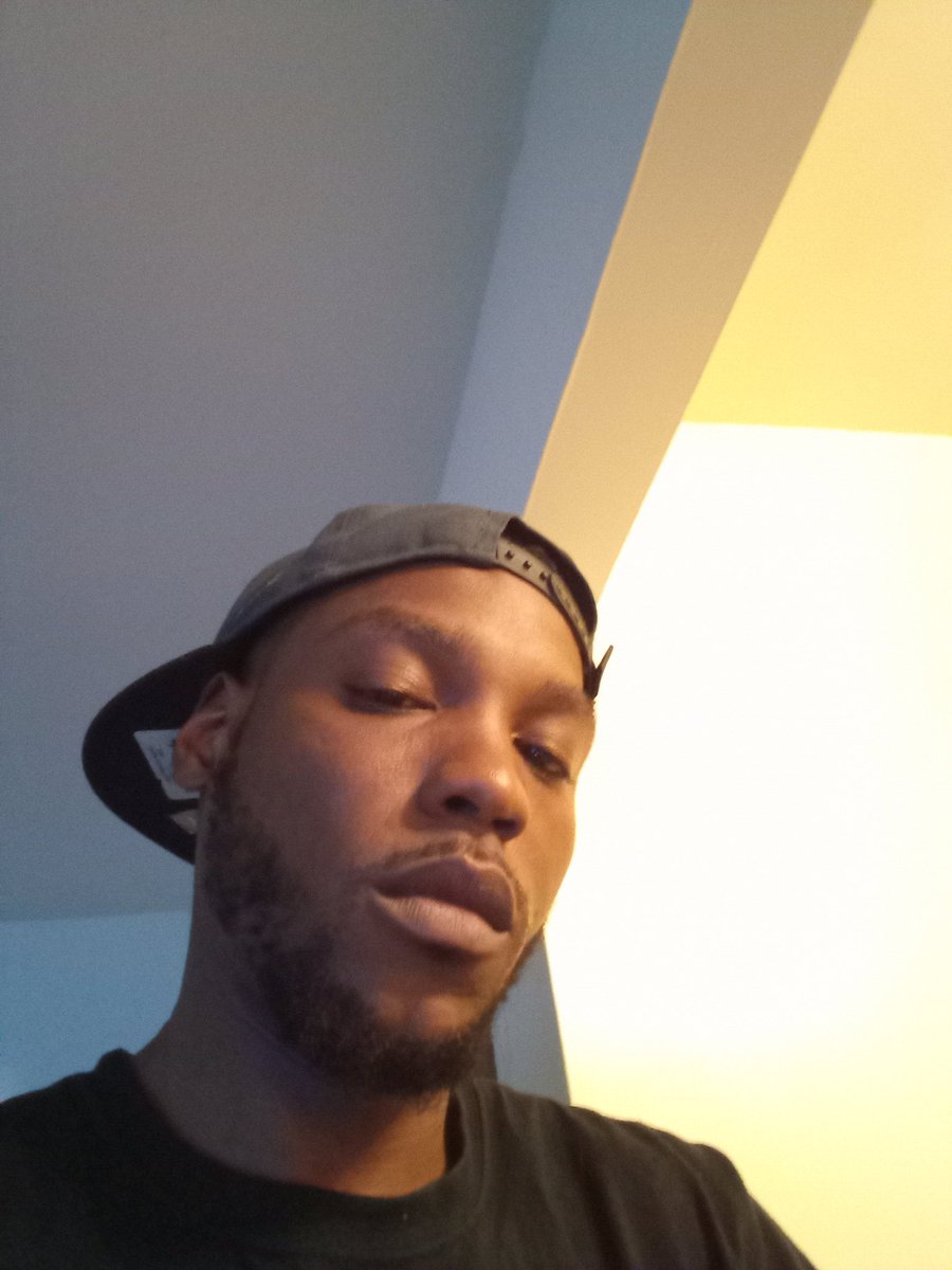 BlueboyDa tweet picture