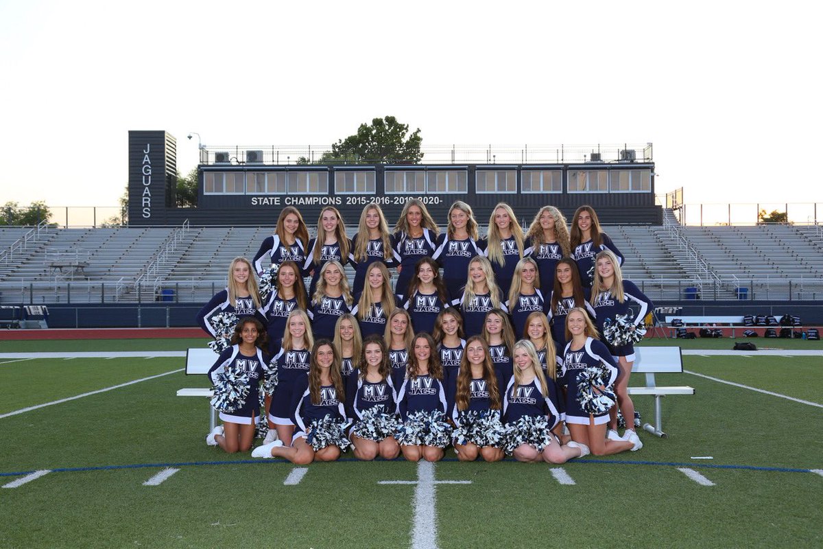 MVJaguarCheer's tweet image. Can’t wait to celebrate a wonderful season at Banquet tonight! #mvcheer 🎀💙🏈🏀🏆