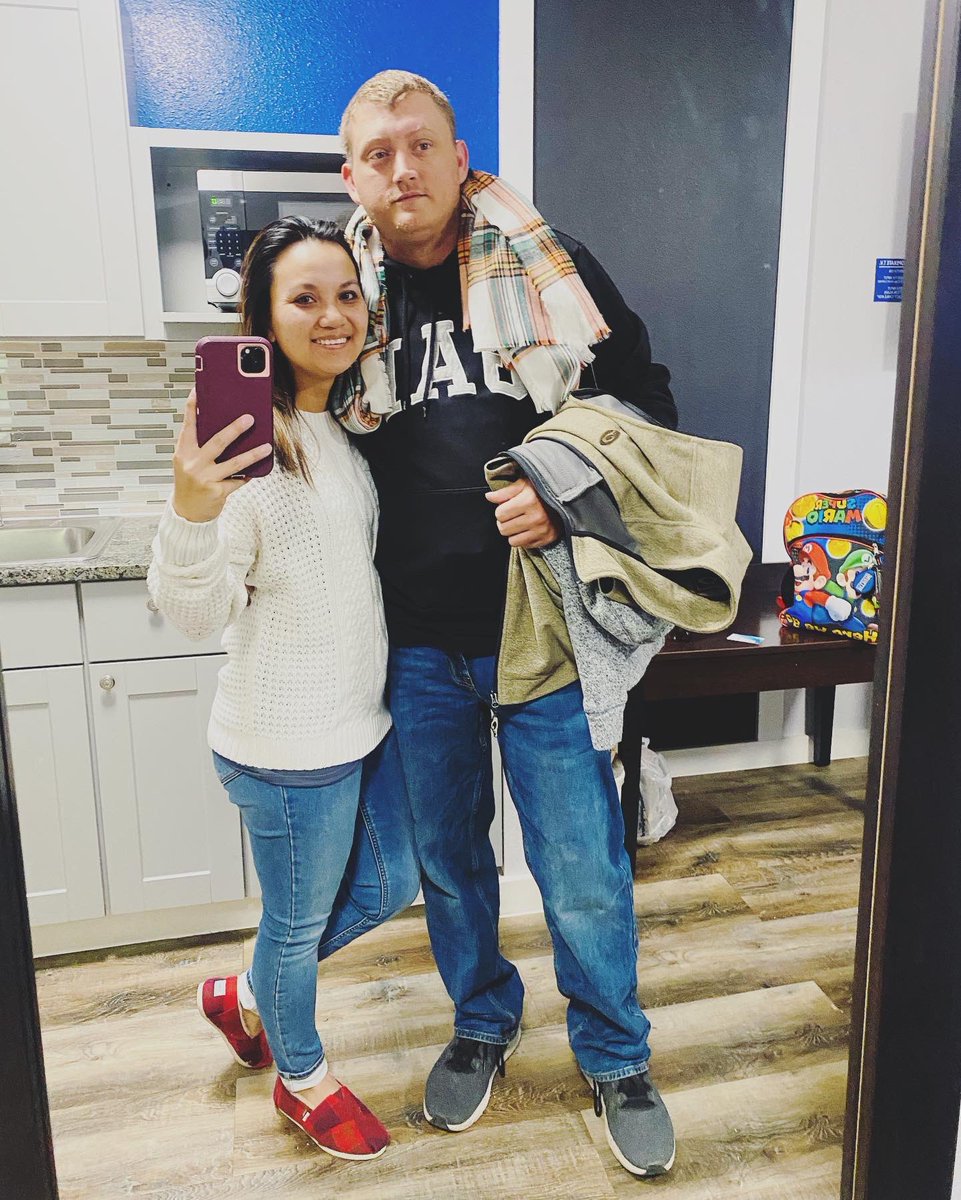 MrsStrikeX's tweet photo. Had a wonderful weekend with my man in MN 👩🏻❤️👨🏼 Watching his team qualify for the Pro Am is a BIG deal🔥 Thanks for the experience babe 💕 Time for both of us to get back to work.
@StrikeXGG
#powercouple #loveyou #strongertogether #letsplan #coffeetime #letsgettowork #cod https://t.co/pI1mxad5oq