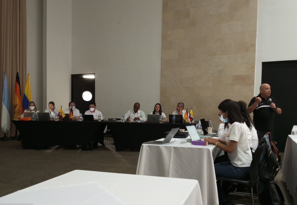 En Cali iniciamos el despliegue estratégico de la <a href="/UniversidadUNAD/">Universidad UNAD</a> Zona Centro Sur. Con la comunidad académica analizamos cómo una universidad pública de calidad, como la nuestra, tiene la responsabilidad de actuar cono conciencia crítica de la sociedad