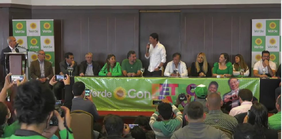 Acá estamos en el lugar correcto de la historia, acto de Verdes con <a href="/petrogustavo/">Gustavo Petro</a>. Listos para ganar en primera vuelta.