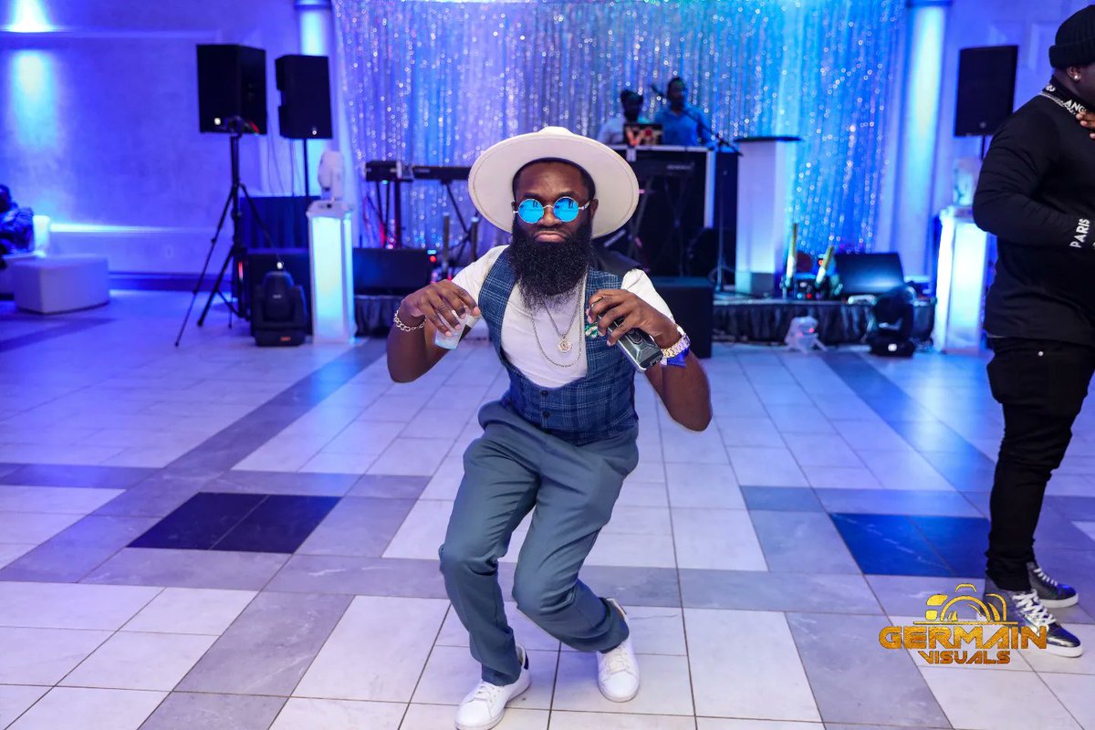 Shaazaam_'s tweet photo. Trust me I'm a whole vibe Unapologetically 🤷🏾♂️ 🤷🏾♂️ 😎
.
📸 @GermainVisuals 📸
.
#blueluxxx #enbleu https://t.co/fJe6fmnNeu