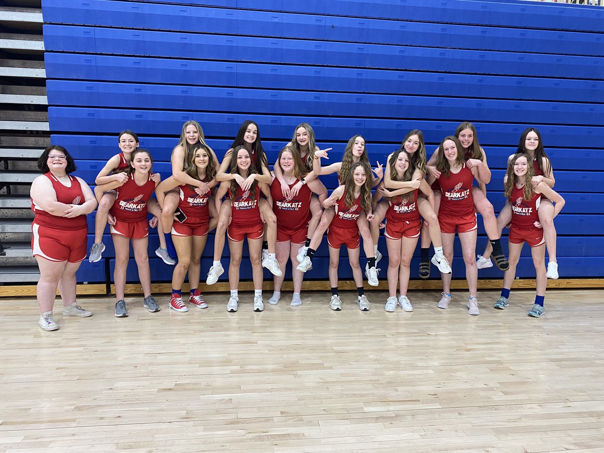 BearkatzTrack's tweet photo. RACEDAY!!! Jr. Boys and Jr. Girls are traveling to Batesville Jr. Pioneer Relays starting at 3:30! #family #gokatz https://t.co/t7RmNf1UMK
