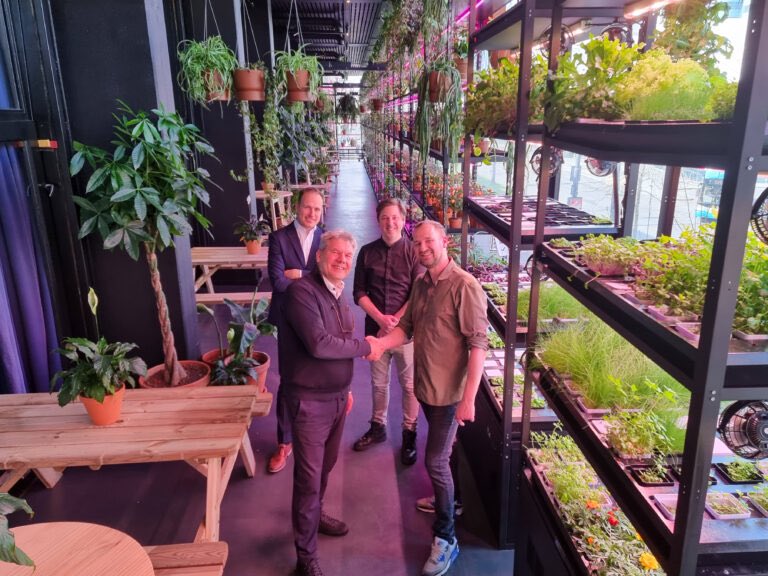 Dutch Cuisine tweet media