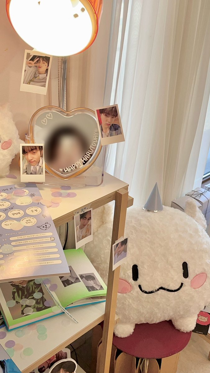 lettertomykitty's tweet photo. 📍연남 바온하우스

루토랑 루루로 가득한 카페 ̵ ̀ ̗♡ ̖ ́ 
너무 예쁘고 기여웟어여…
특전도 하나같이 다 아름다웟음🥹

#루토에게_끌려_매일매일
#EVERYHARUTODAY https://t.co/tFaxjgYnvO