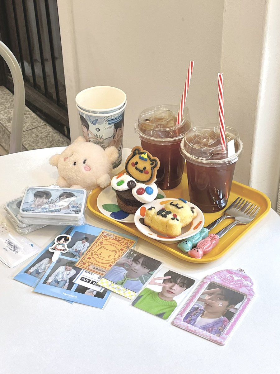 lettertomykitty's tweet photo. 📍연남 바온하우스

루토랑 루루로 가득한 카페 ̵ ̀ ̗♡ ̖ ́ 
너무 예쁘고 기여웟어여…
특전도 하나같이 다 아름다웟음🥹

#루토에게_끌려_매일매일
#EVERYHARUTODAY https://t.co/tFaxjgYnvO