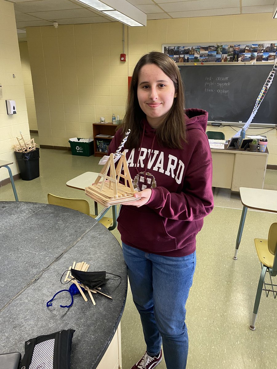 MollyBreen5's tweet photo. Students showing off their final trebuchet projects! https://t.co/LCrwo22aIe