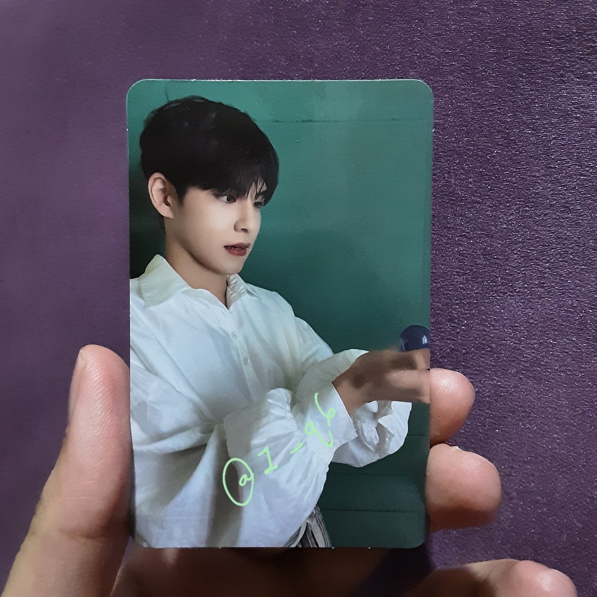 Z__q6's tweet photo. [🇲🇾WTS/HELP RT]

Wonpil 1st solo album Pilmography PC
💰 RM 20 (exc postage)
📦Flexi RM 5
📩 DM to purchase, and accept for nego till someone adopt him 🥺 
#pasarday6 #WONPIL
@pasarmalamDAY6 @DAY6Malaysia https://t.co/OiqrUFS8qf