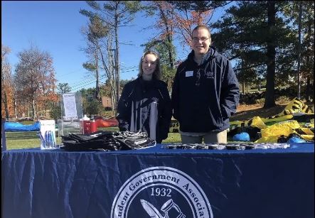 SNHUOnCampus's tweet photo. INVOLVEMENT PLUS: @SNHUSTUDENTGOV President, The @PenmenPress Online Manager, Information Technology student....Ryan Barrett has certainly made the most of the opportunities he has earned on campus. https://t.co/gLQPEjAXZf https://t.co/ldIAso6H8j