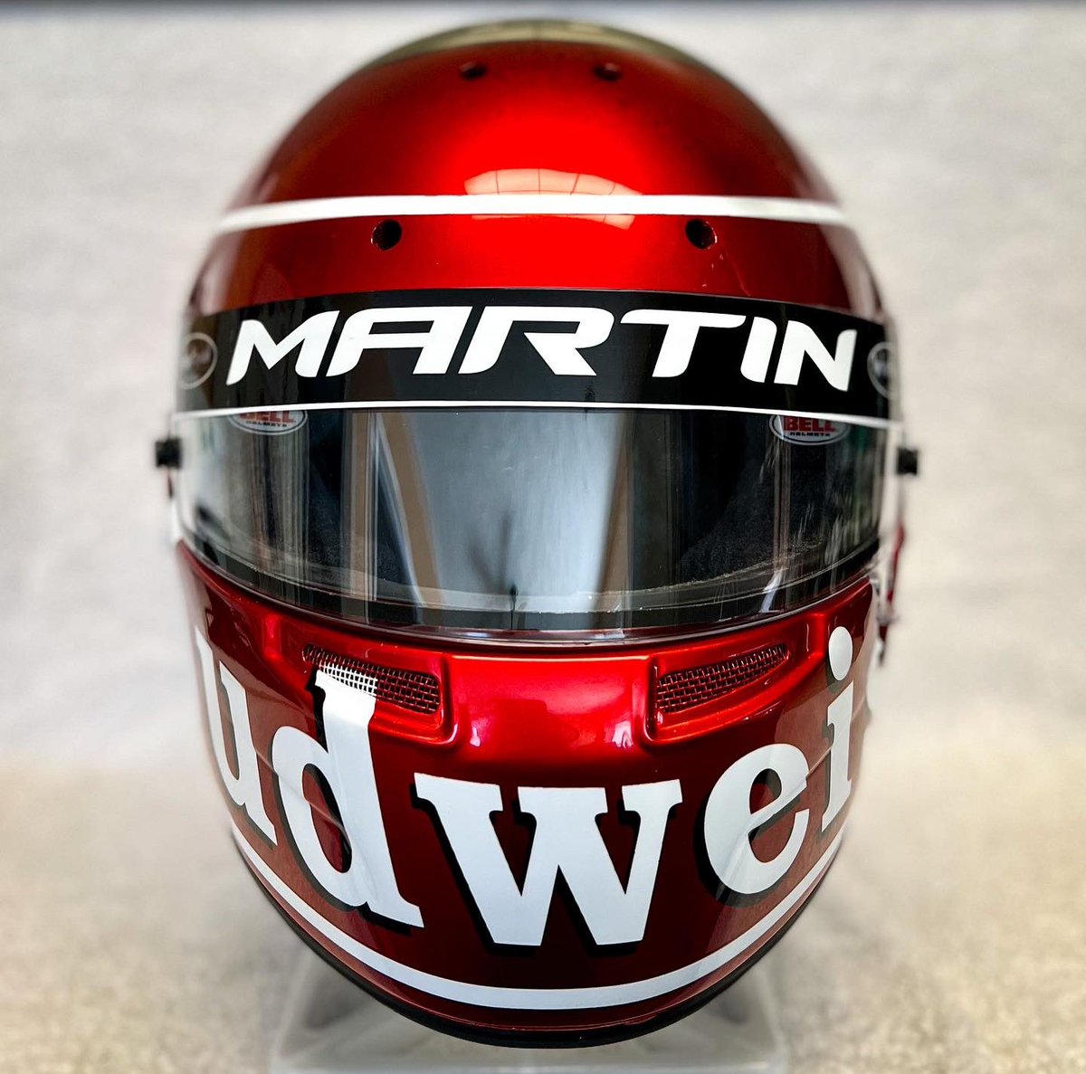 BellRacingHQ's tweet photo. Check out this helmet that we were sent for Chris Martin. 

We love being able to feature the cool paint jobs our athletes come up with.

🎨: @HelmetHead_D https://t.co/YMVwWfLqte