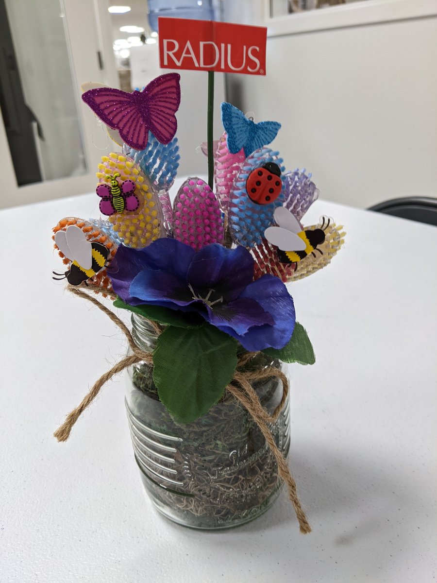 It feels like Spring over at RADIUS HQ! One of our amazing employees, Carol Fegley, made this beautiful toothbrush bouquet. Who said toothbrushes can't be pretty?! #madebyradius