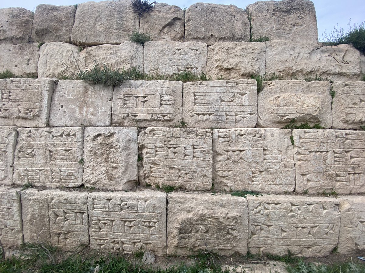 joesnellreports's tweet photo. The Jerwan Aqueducts were built by  Assyrian King Sennacherib around 700BC and are located in the modern day Nineveh Province. They consisted of over two million of these stones. Some believe the Hanging Gardens of Babylon were actually Sennacherib’s gardens in Nineveh. https://t.co/CjcsXTEGZ3