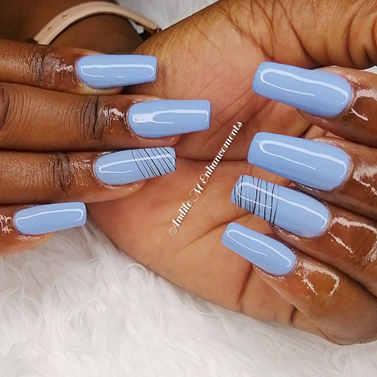 AndileMadisa's tweet photo. Get beautiful Nails at an affordable price🔥 💅🏽

#GogoMaweni #MphoWaBadimo𓃵
#SkKhoza #BBMzansi
#GirlTalkZA
#pretoria
#Nails https://t.co/n3sTI92km8