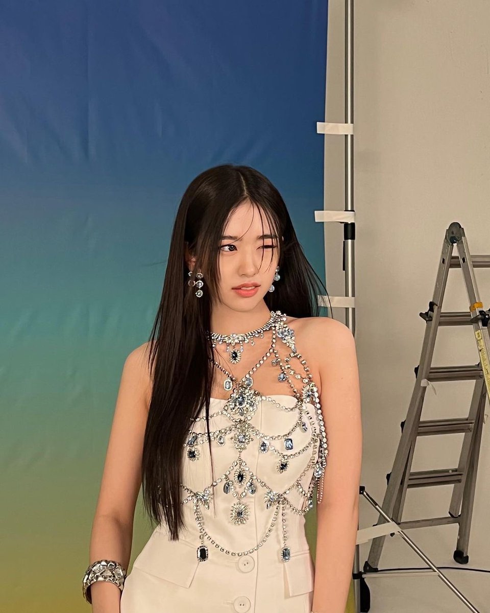 yujin instagram update