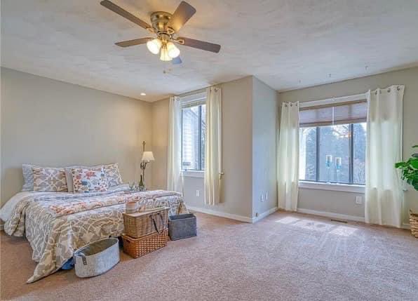 KaylaJSellsVA's tweet image. Check out this beautiful new listing in Newport News! 
🛏 2 Bedrooms 
🛁 2.5 Bathrooms 
📏 1,448 sq. ft. 
🌊 Skiffes Creek
💰$175,000 List Price
🏡 Condo 

Give me a call and share my number. 📲 757-897-7875

longandfoster.com/KaylaLJones/ho…