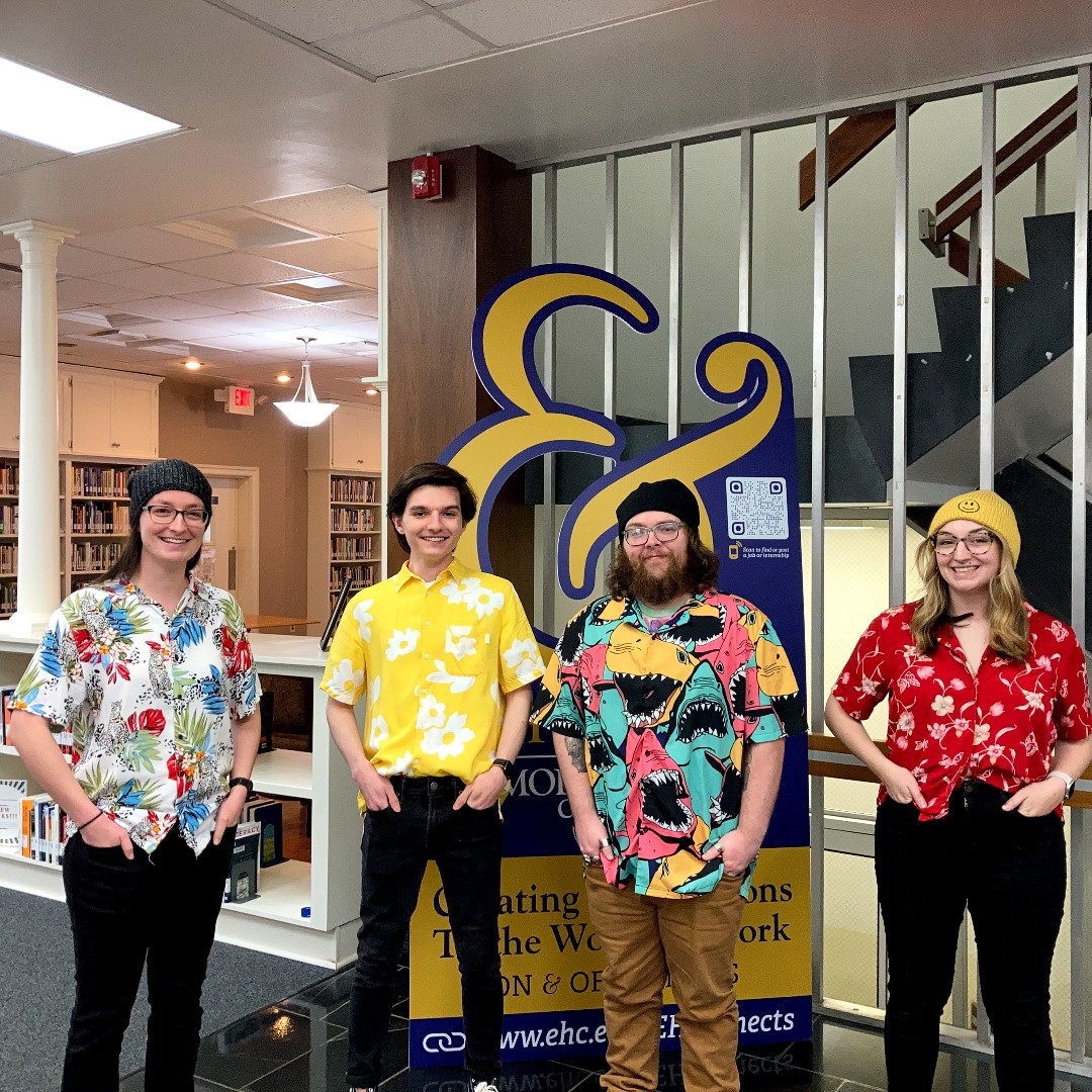 EHCLibraries's tweet image. Here are a few of the faces you may have seen in the #KellyLibrary! Have a question about searching the library catalog? Reserving study rooms? Book club? Accessing course reserves?

Find one of us and just ask! We will do our best to help you with any query you bring us!