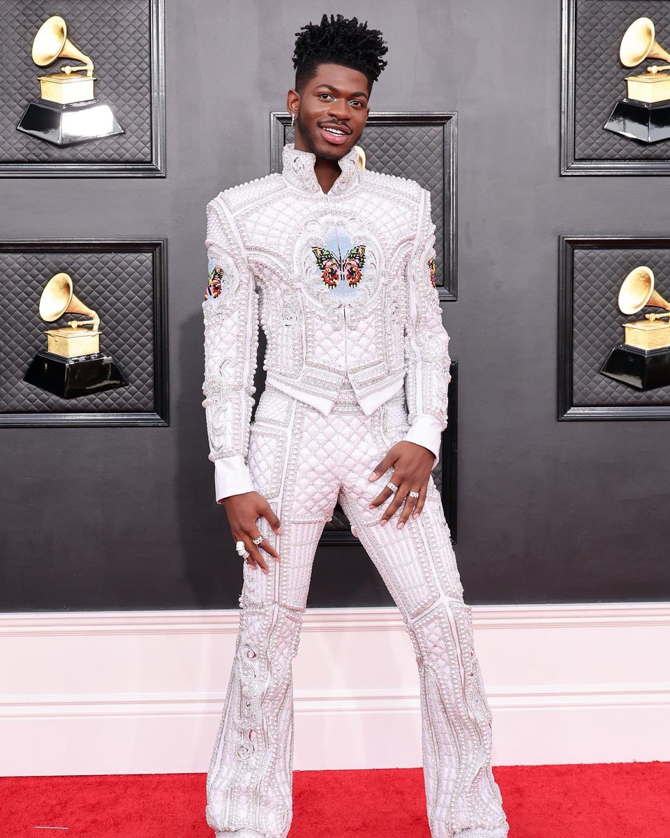 Best looks from #GRAMMYS2022 

#GRAMMYs #GrammyAwards #fashion #GrammysRedCarpet