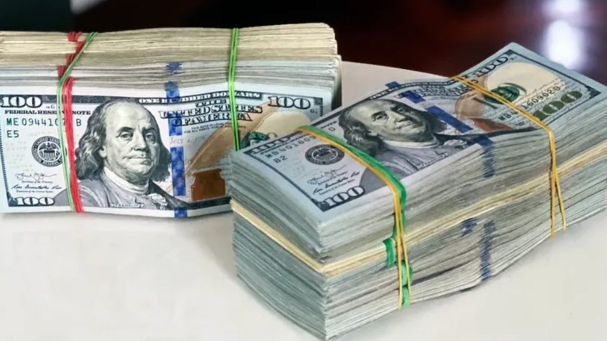 bpscreenplay's tweet photo. How To Make Prop Money For Your Indie Film #filmmaking #indiefilm #filmmaker #propmoney **Please Share** https://t.co/DsZM5OWsHP
Subscribe to my YouTube Channel! https://t.co/51r68d2fnW https://t.co/ft2GLsUO90