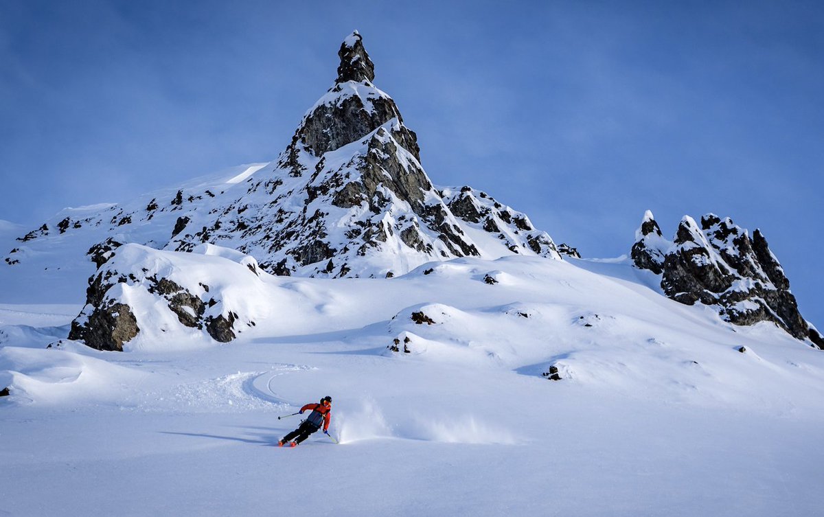 WagnerCustom's tweet photo. What kind of landscape do you like skiing in?
📷 @tmlguide
#skiing #powder #customskis #tordrillomountainlodge #onlyattordrillo #alaska #protectourwinters #blankcanvas #peaks #steeps https://t.co/v4Nj6H6MZe
