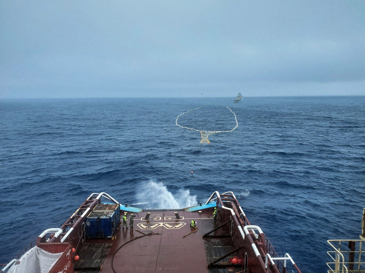 The offshore crew and Jenny are on their way back after a challenging trip to the Great Pacific Garbage Patch due to heavy weather and some technical issues with the system. Yet, almost 60,000kgs of plastic are out of the ocean so far, thanks to System 002 and crew perseverance.