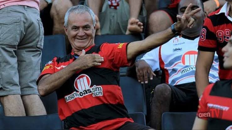 _victorfotos's tweet photo. "só acredito porque tem imagens"

Tive que fazer a do Vitória, o verdadeiro colossal das aleatoriedade da bola. https://t.co/1tAocCA9Nb