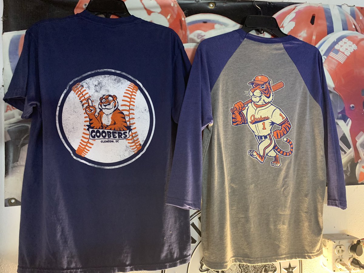 ClemsonGoobers's tweet photo. T shirts are back in stock https://t.co/UDCU7Pe5xQ