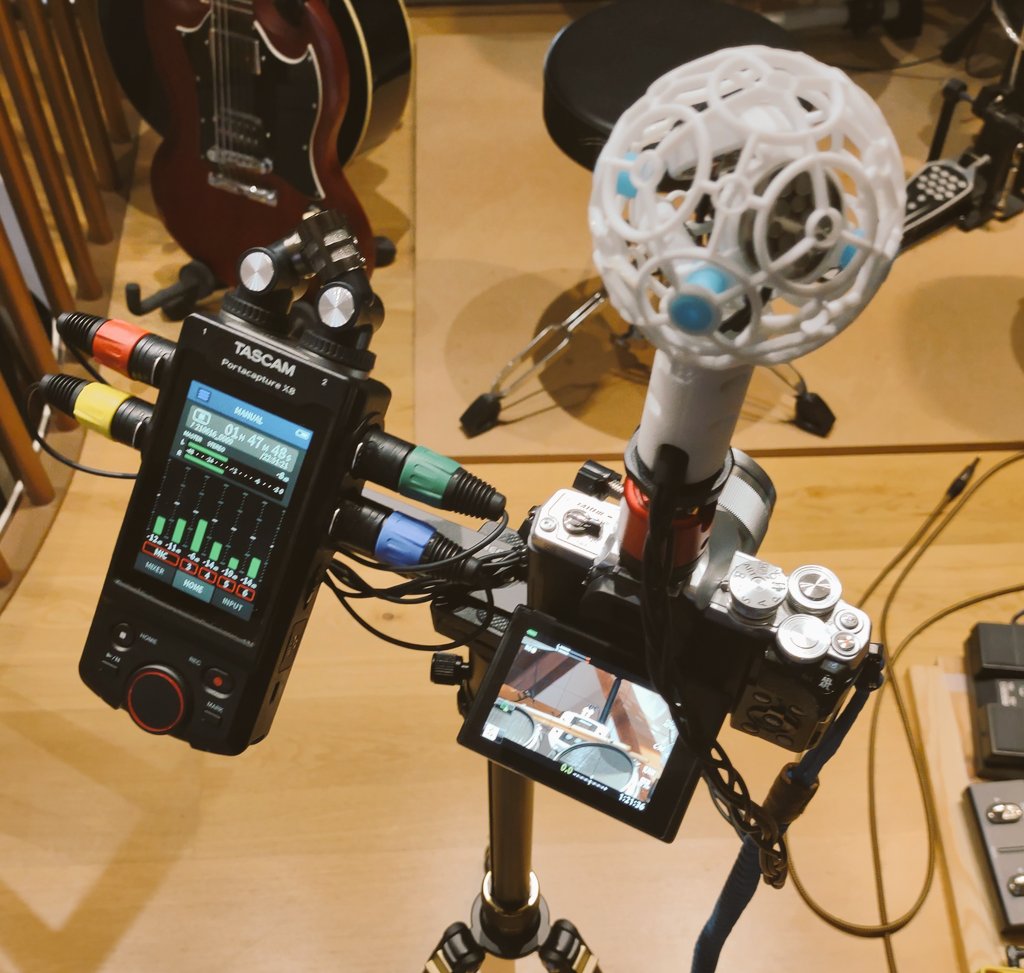Tinkering with an ambisonic mic prototype. So far everything is working as expected, let's see what happens when I try and stich everything together.