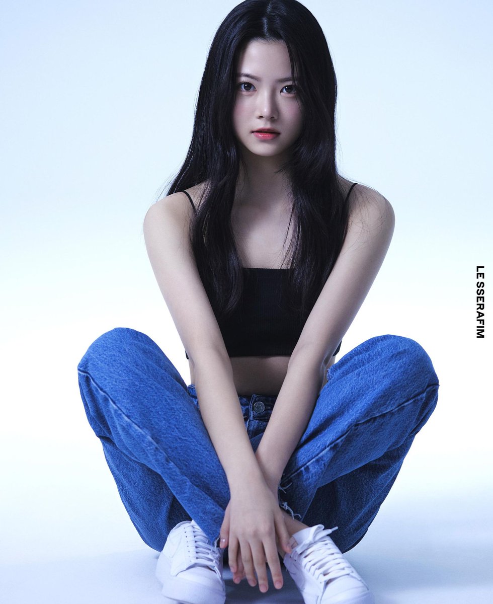 Jungwoni33's tweet photo. 🥳🥳🥳WELCOME🥳🥳🥳
Le_sserafim hong eunchae
3RD MEMBER TO BE REVEALED
@le_sserafim
#hongeunchae
#LE_SSERAFIM #3RDMEMBER
☑️MIYAWAKI SAKURA
☑️KIM GARAM
☑️HONG EUNCHAE https://t.co/4QfG2Z08pU