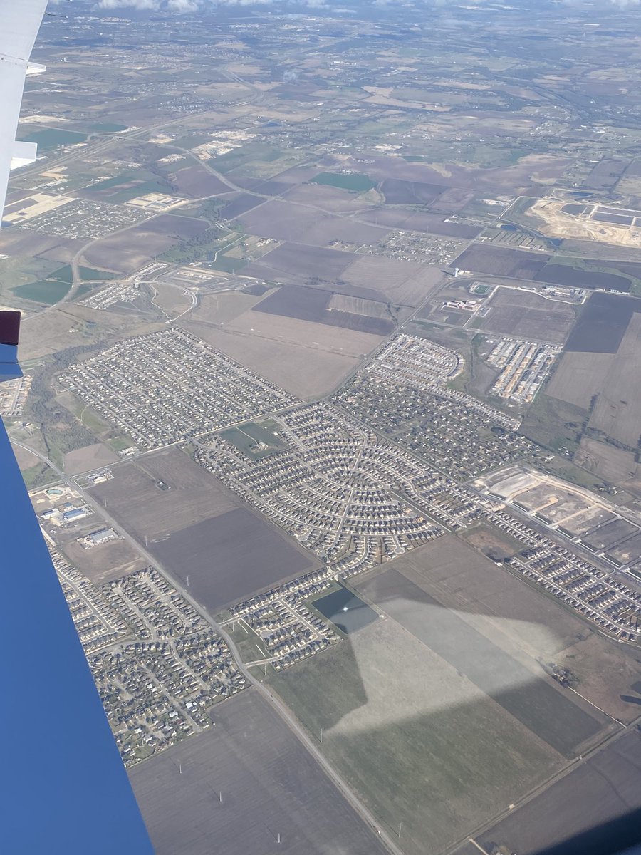 HousingClayton's tweet photo. En route to Austin for Qualia’s #FORES22. New homes flying up. https://t.co/vbhqGagrij