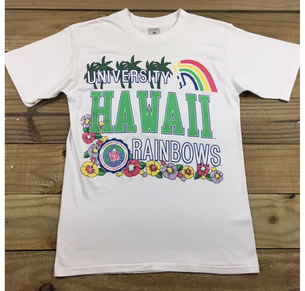 Hawaii4Hawaii's tweet photo. It’s proud to be at #Hawaii (Heaven on Earth) 
What you like about Hawaii? 
@uhmanoa @UHAlumni @uhmanoacoe #IloveWakiki #beachlife @thebeaches @BeachesResorts https://t.co/zy4yfg5NS7